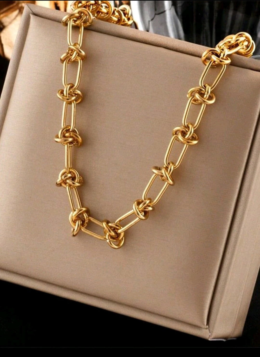 Collier