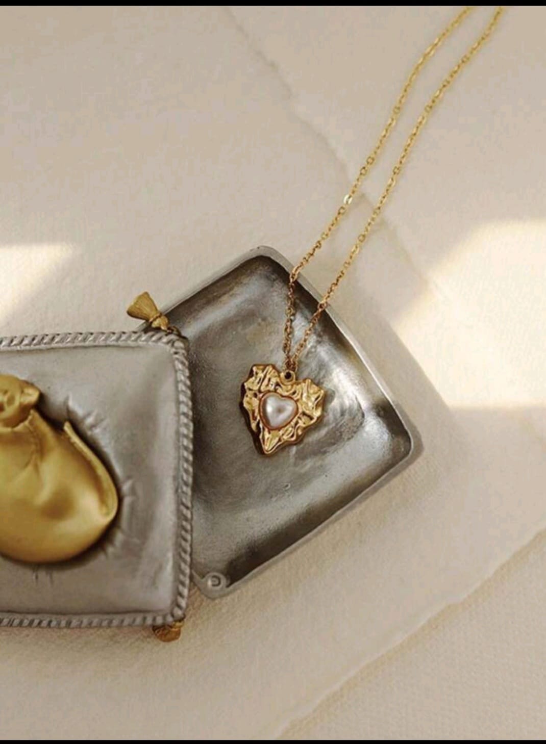 Collier