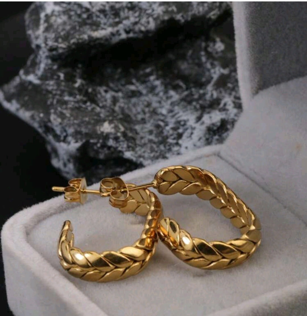 Earring