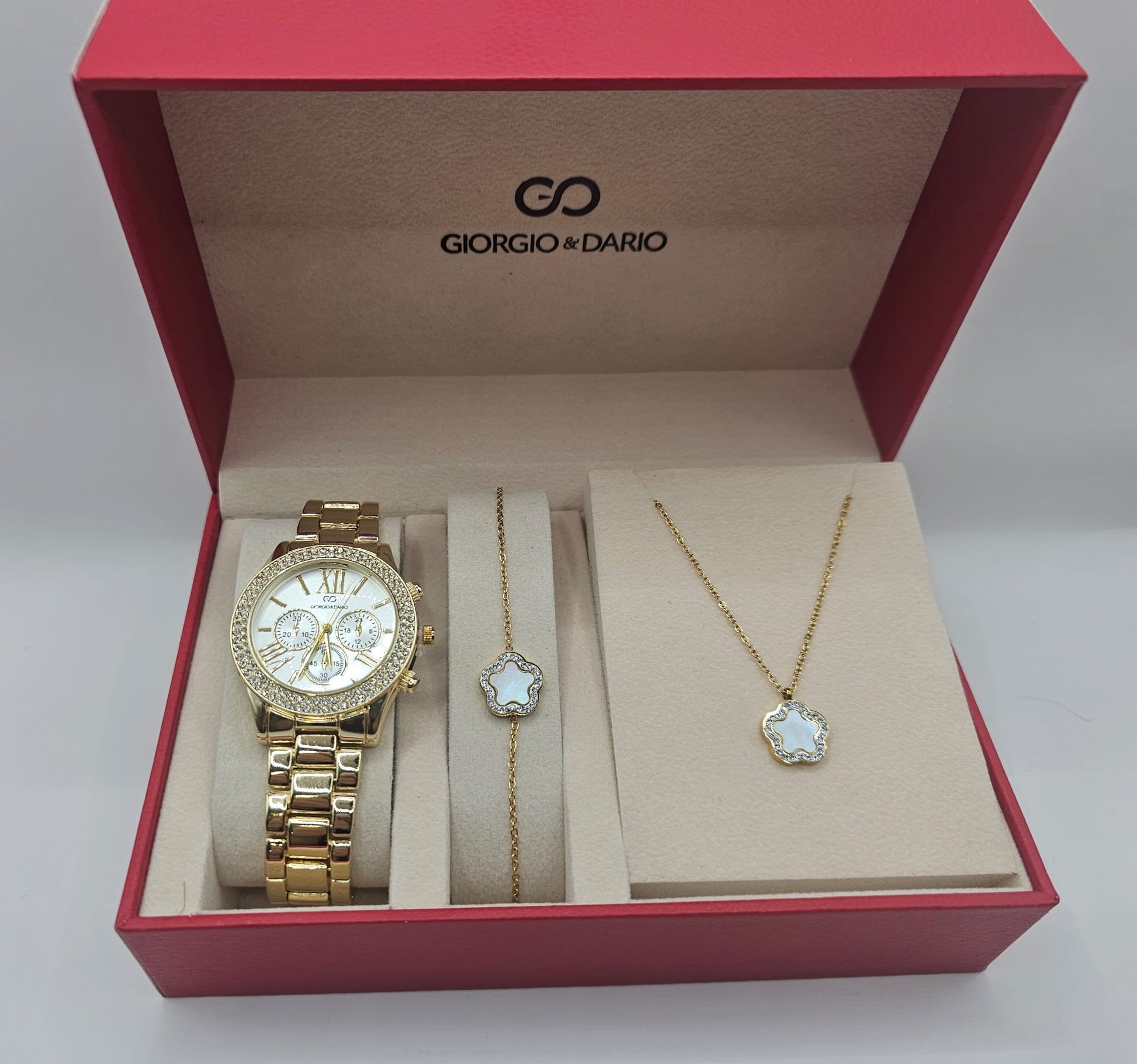Coffret Giorgio&Dario (montre bracelet et collier )