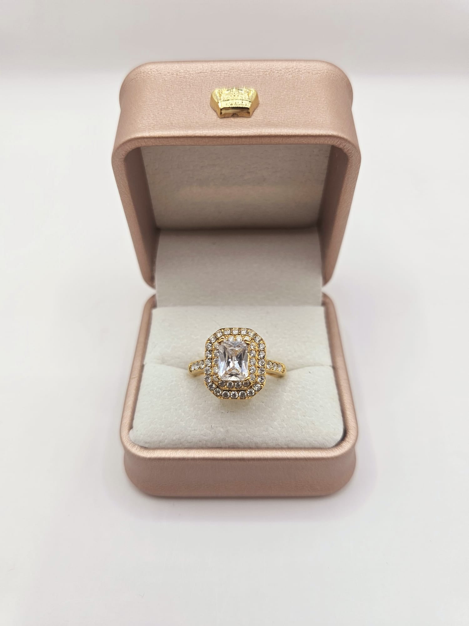Ring