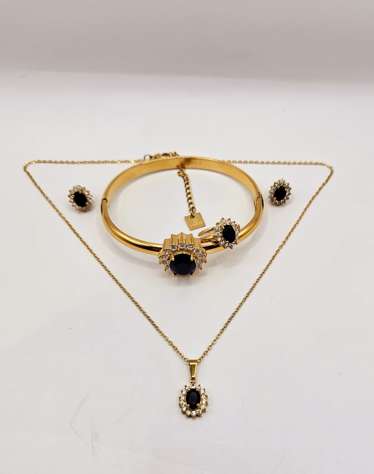 Necklace, earring and ring set