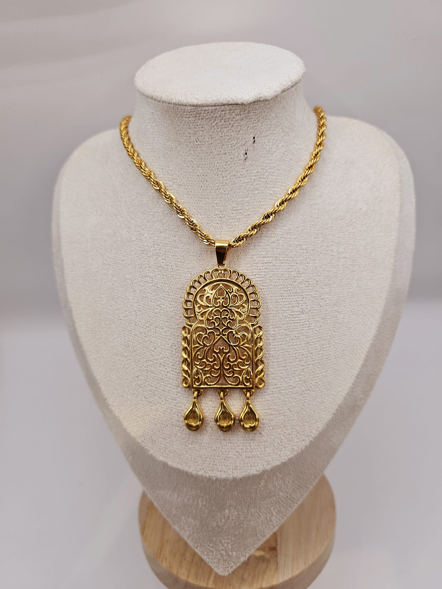 Collier