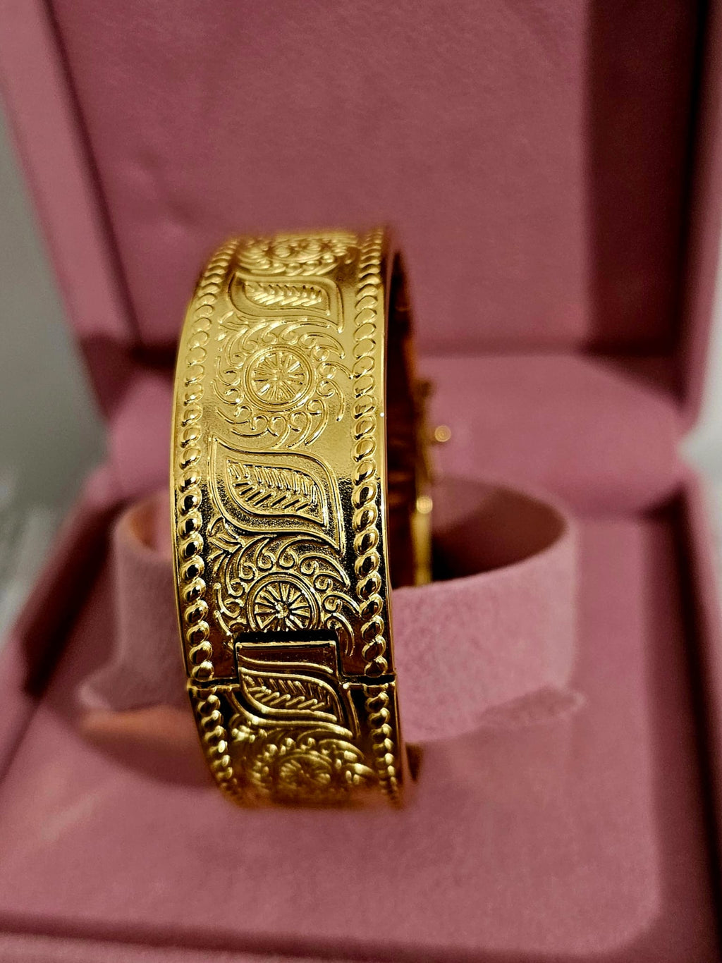 Bracelet